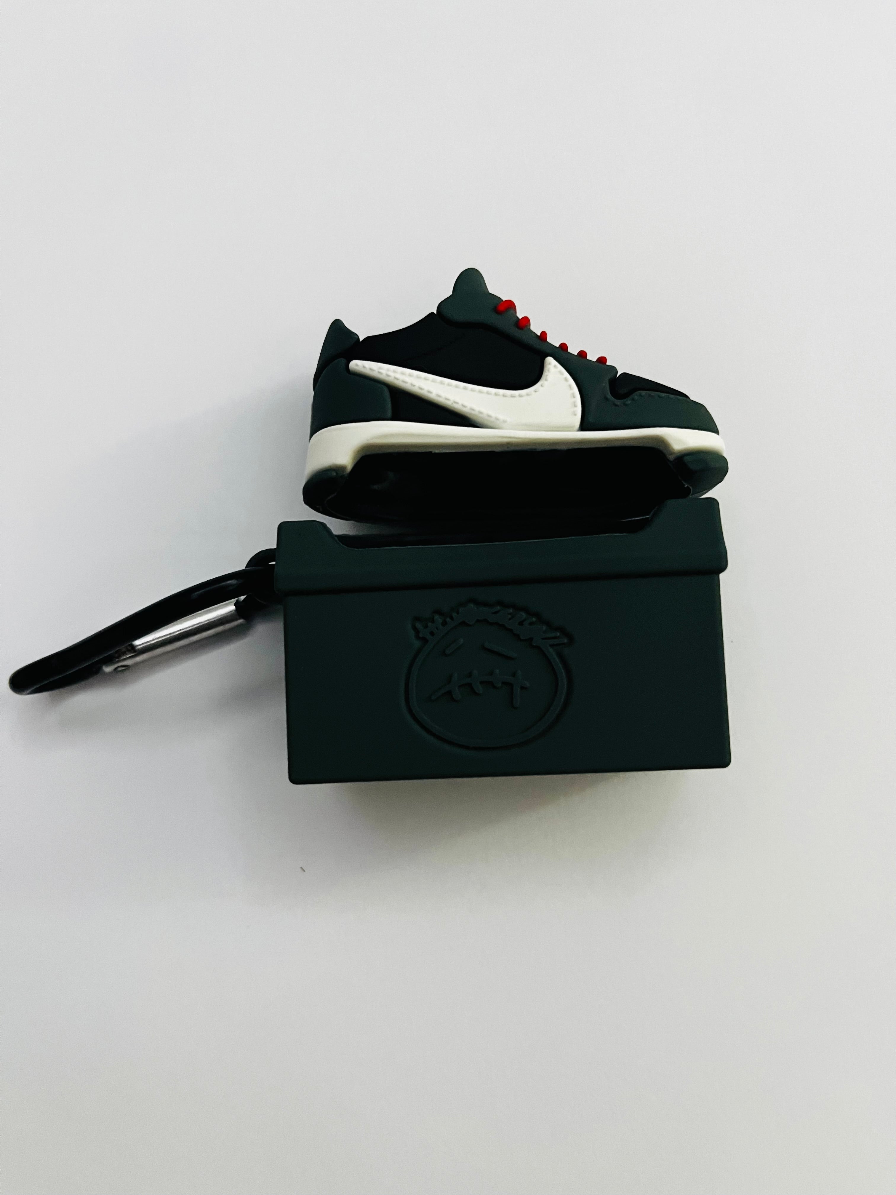 SneakerPods Travis – Etui Nike Jordan do AirPods 4